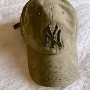 YANKEES CAP FROM ‘47 BRAND OSFA MINT CONDITION ADJUSTABLE